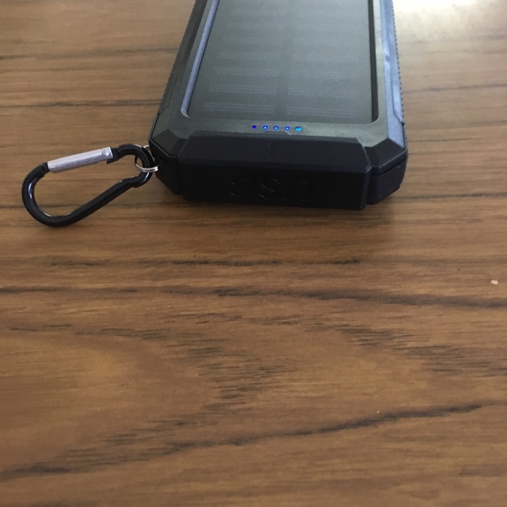solar battery power bank - Picture 5 of 7